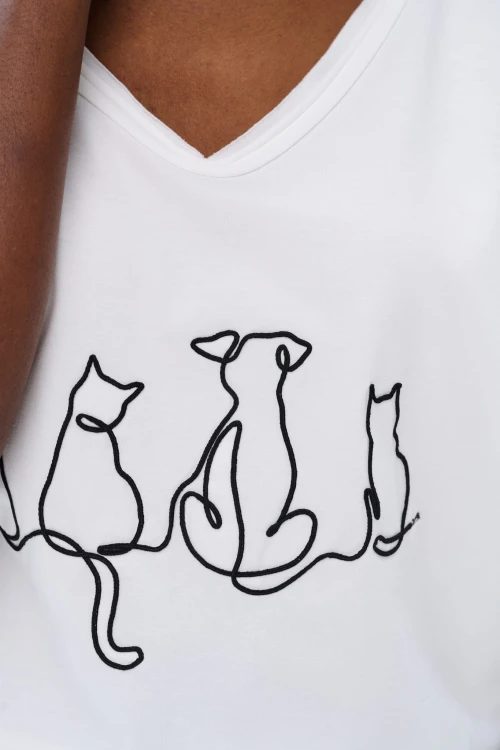 t-shirt_damski_biały_haft_z_kotem_3.jpg