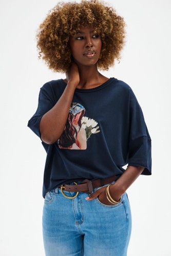 t-shirt_damski_granatowy_z_nadrukiem_1.jpg