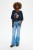 t-shirt_damski_granatowy_z_nadrukiem_4.jpg