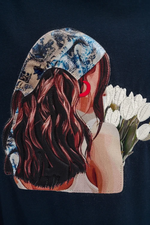 t-shirt_damski_granatowy_z_nadrukiem_3.jpg
