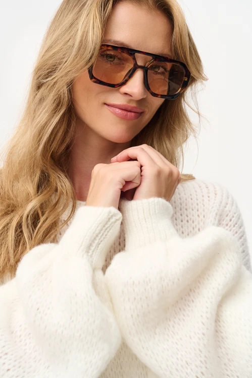 sweter_damski_ecru_5.jpg
