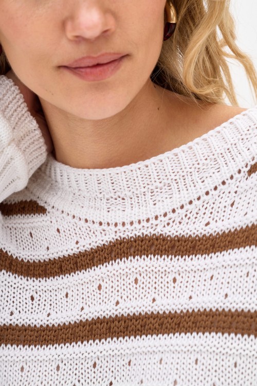 sweter w brązowe paski blue shadow3.jpg